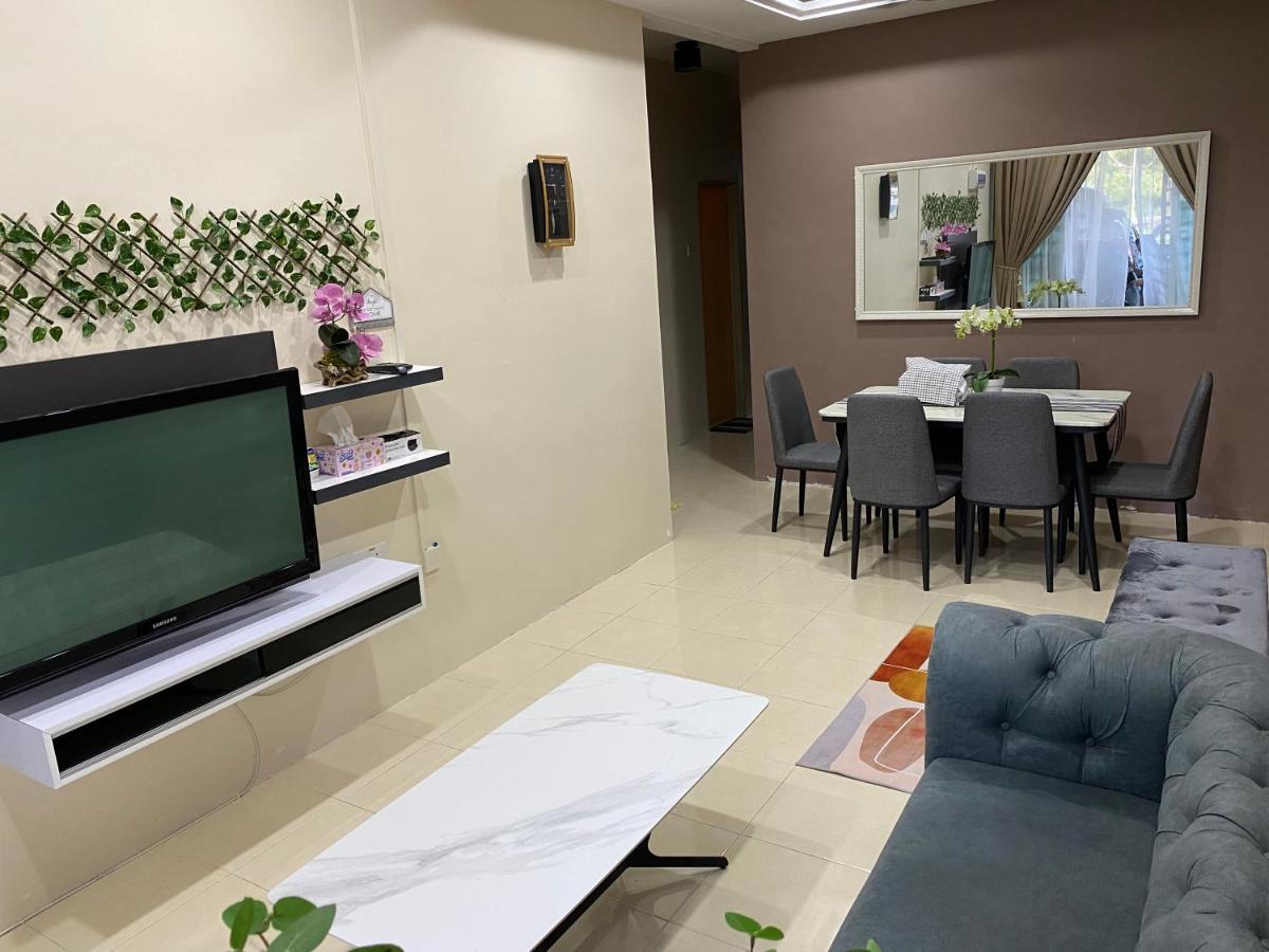 Ss De' Kelulut Homestay Marang Luaran gambar